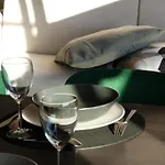 6 Personnes Avec Grande Terrasse Plein Sud Climatise Bassin D'arcachon Διαμέρισμα *
