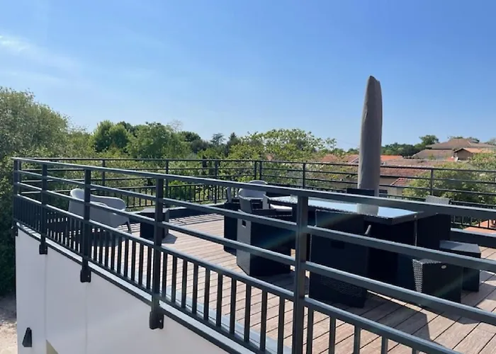 Appartement Au Coeur Du Bassin D'arcachon,tres Bel Avec Terrasse